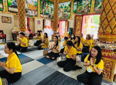 ถวายเทียนพรรษา และจตุปัจจัยไทยธรรม ... Image 12