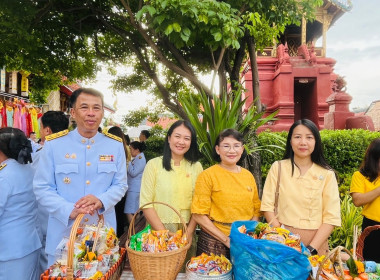 พิธีเจริญพระพุทธมนต์และทำบุญตักบาตรเพื่อถวายเป็นพระราชกุศล พารามิเตอร์รูปภาพ 3