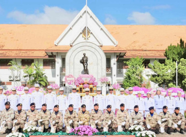 พิธีวางพวงมาลาเนื่องในวันปิยมหาราช วันคล้ายวันสวรรคต ... พารามิเตอร์รูปภาพ 3