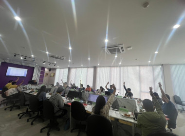 ประชุมคณะกรรมการดำเนินการของสหกรณ์ออมทรัพย์สาธารณสุขลำพูน ... Image 4