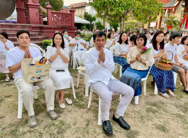 พิธีทำบุญตักบาตรข้าวสารอาหารแห้งเนื่องในวันวิสาขบูชา ... พารามิเตอร์รูปภาพ 5