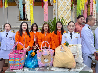 กิจกรรมทำบุญตักบาตรเฉลิมพระเกียรติและลงนามถวายพระพรชัยมงคล พารามิเตอร์รูปภาพ 1