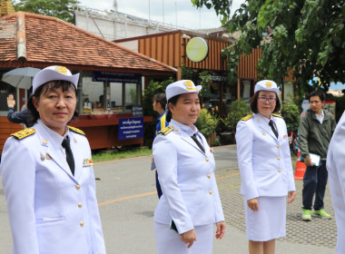 พิธีถวายเทียนพรรษาพระราชทานเป็นการแสดงความจงรักภักดี Image 6