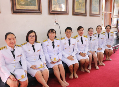 พิธีถวายเทียนพรรษาพระราชทานเป็นการแสดงความจงรักภักดี Image 10