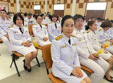 พิธีถวายเครื่องราชสักการะและวางพานพุ่ม ... พารามิเตอร์รูปภาพ 10