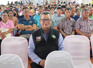 พิธีเปิดกิจกรรมส่งมอบปัจจัยการผลิตให้แก่เกษตรกรผู้ประสบภัยพิบัติ ... Image 4