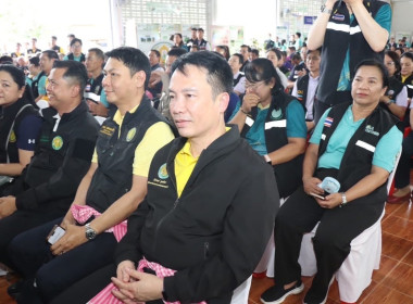 พิธีเปิดกิจกรรมส่งมอบปัจจัยการผลิตให้แก่เกษตรกรผู้ประสบภัยพิบัติ ... Image 6