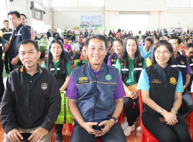 พิธีเปิดกิจกรรมส่งมอบปัจจัยการผลิตให้แก่เกษตรกรผู้ประสบภัยพิบัติ ... Image 3