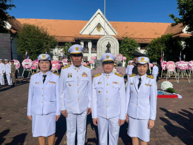 พิธีวางพวงมาลาถวายราชสักการะเนื่องในวันปิยมหาราช 23 ตุลาคม ... Image 1