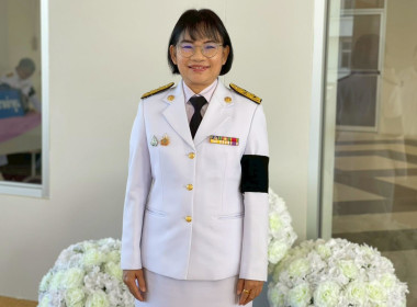 พิธีวางพวงมาลาถวายราชสักการะพระบาทสมเด็จพระมงกุฎเกล้าเจ้าอยู่หัว ... Image 8