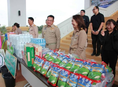 มอบสิ่งของเครื่องอุปโภคและบริโภคให้กับจังหวัดลำพูน ... Image 2