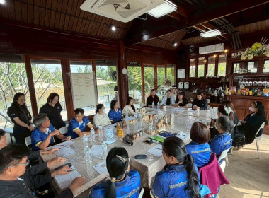 ประชุมเชิงปฏิบัติการขับเคลื่อนผลิตภัณฑ์ชุมชนของสถาบันเกษตรกรและสมาชิก ... Image 1