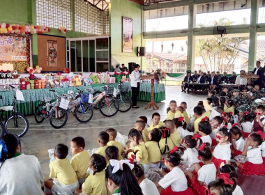 กิจกรรมสันทนาการและแจกของขวัญ สร้างความสุข รอยยิ้ม ... Image 14