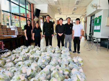 ช่วยกระจายผลผลิตมะพร้าวน้ำหอมของสหกรณ์การเกษตรบ้านแพ้ว ... Image 10