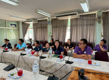 ประชุมปรึกษาหารือเพื่อกำหนดแนวทางแก้ไขปัญหาน้ำนมดิบส่วนเกินของสหกรณ์โคมนม ... Image 4