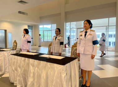 พีธีถวายน้ำสรงพระศพ และลงนามถวายความอาลัย เบื้องหน้าพระรูป ... Image 6