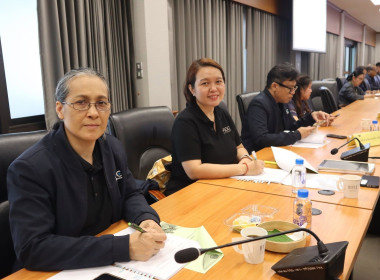 ประชุมคณะกรรมการเพื่อแก้ไขปัญหาเกษตรกรอันเนื่องมาจากผลิตผลการเกษตรระดับจังหวัด ... Image 6