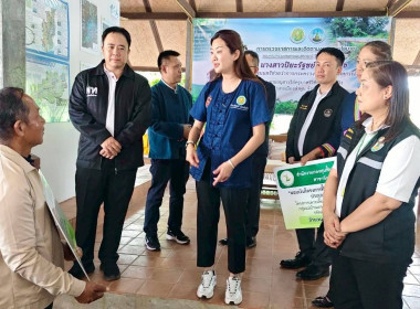 ลงพื้นที่ติดตามการบริหารจัดการน้ำและมอบปัจจัยการผลิตแก่เกษตรกร ... Image 3