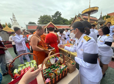 พิธีเจริญพระพุทธมนต์และพิธีทำบุญตักบาตรถวายพระกุศล Image 12