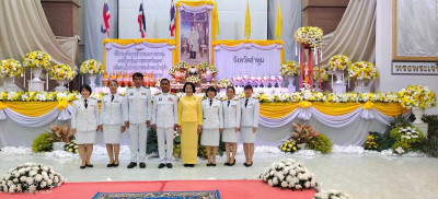 ถวายเครื่องราชสักการะ พิธีวางพานพุ่ม ... พารามิเตอร์รูปภาพ 1