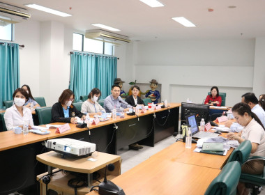 ประชุมการประเมินผลควบคุมภายใน ด้านยุทธศาสตร์จังหวัดลำพูน พารามิเตอร์รูปภาพ 3