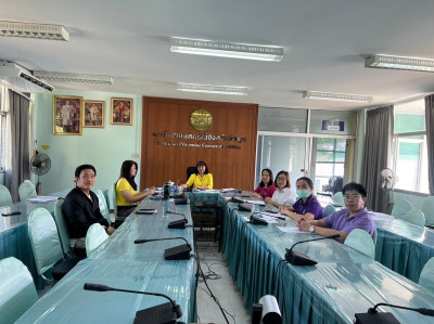 ประชุมรับฟังการชี้แจงคู่มือแนวทางการดำเนินโครงการต่าง ๆ ... Image 1