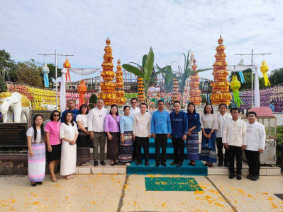 พิธีบวงสรวงพระนางจามเทวีเนื่องในงานสักการะพระนางจามเทวีและงานฤดูหนาวจังหวัดลำพูน ... Image 1