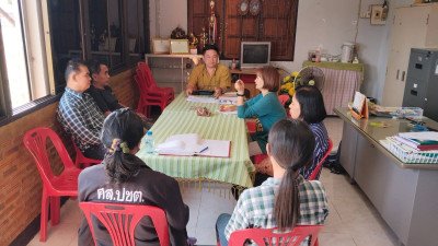 ประชุมคณะกรรมการดำเนินการของสหกรณ์บริการแกะสลักไม้แม่ทา ... Image 1