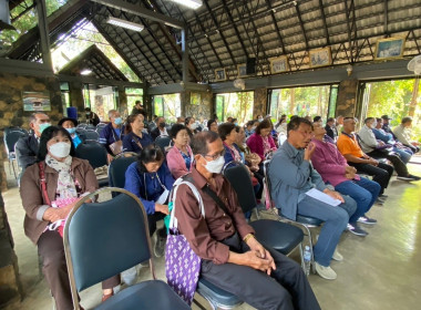 ประชุมเชิงปฏิบัติการแลกเปลี่ยนเรียนรู้ผ่านกิจกรรมการฝึกปฏิบัติโครงการส่งเสริมและพัฒนาอาชีพ ... Image 5