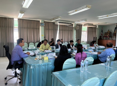 ประชุมคณะอนุกรรมการพิจารณาเงินกู้กองทุนพัฒนาสหกรณ์ ... Image 3