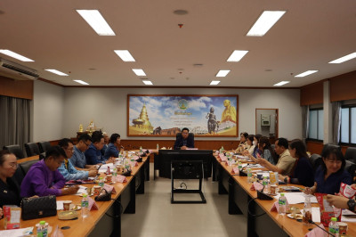 ประชุมคณะกรรมการบริหารตราสัญลักษณ์เครื่องหมายบริการสินค้าจังหวัดลำพูน ... Image 1