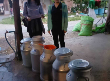 คณะทำงานตรวจสอบปริมาณน้ำนมโคระดับจังหวัดและลงพื้นที่ตรวจสอบปริมาณน้ำนมโคทั้งระบบ ... Image 4