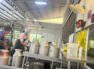 ลงพื้นที่ตรวจสอบปริมาณน้ำนมโคทั้งระบบ ... Image 4