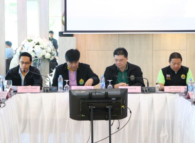 ประชุมโครงการขับเคลื่อนนโยบายและแก้ไขปัญหาการจัดที่ดินทำกินให้ชุมชน และการกระจายการถือครองที่ดิน ... Image 6